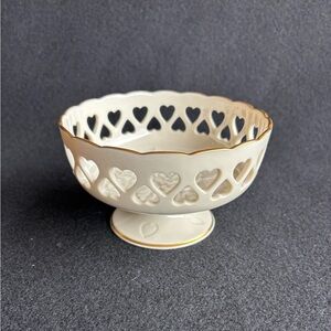 Lenox Pedestal Compote/ Candy Dish with Cut out Hearts and Raised Roses